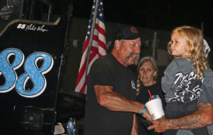 Mike Morgan meeting fans